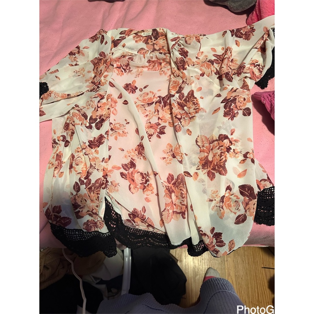 Cute sweater for summer